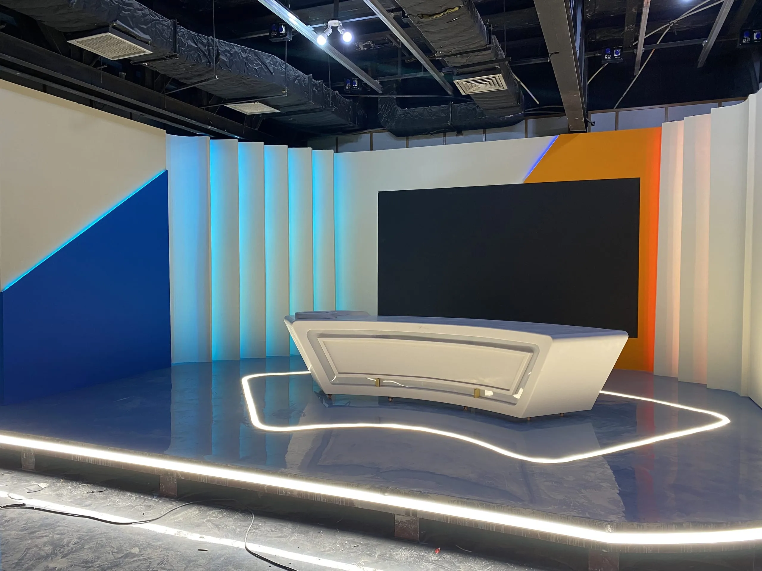 News Studio — Photo 15
