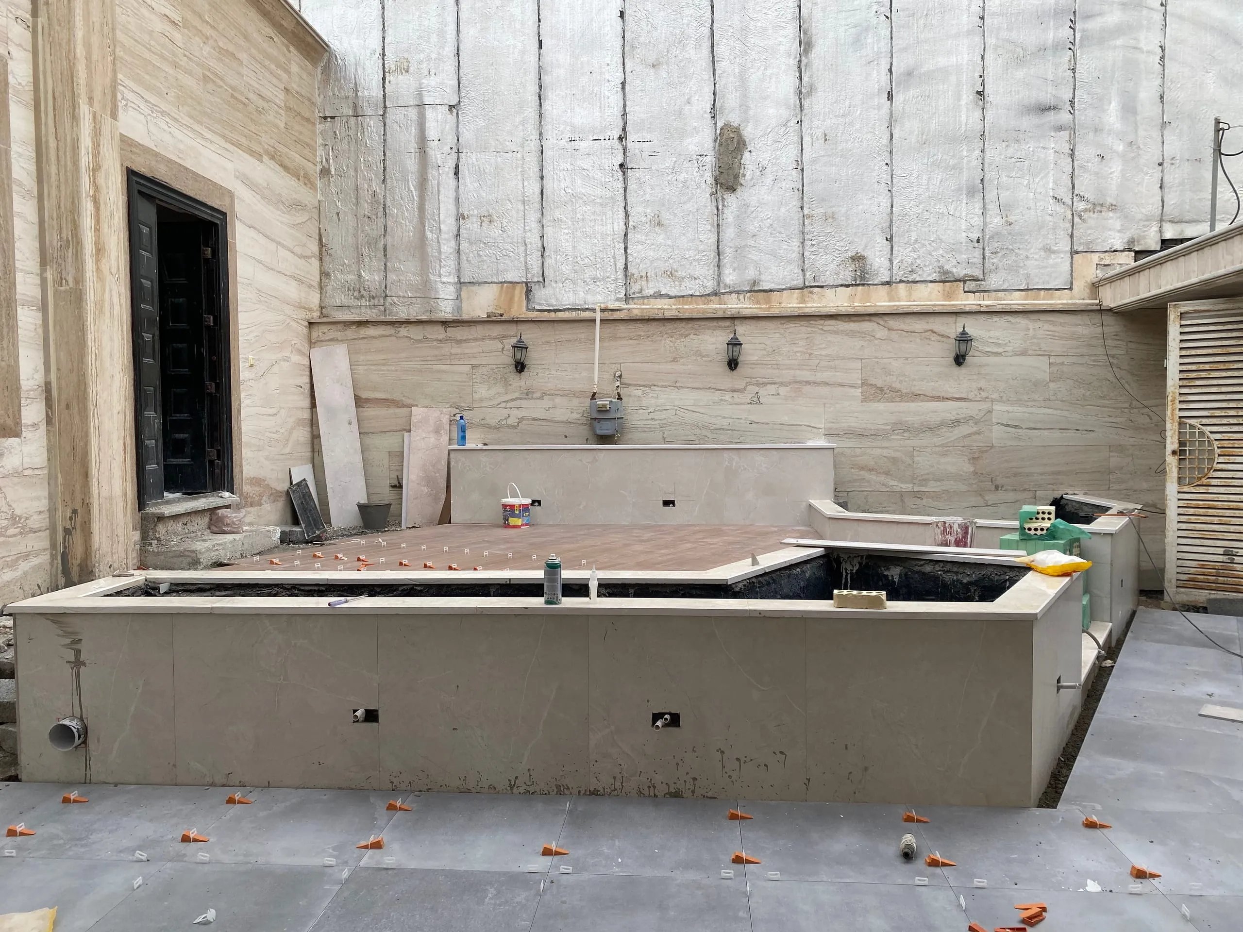 Golkhuneh Villa — Photo 19