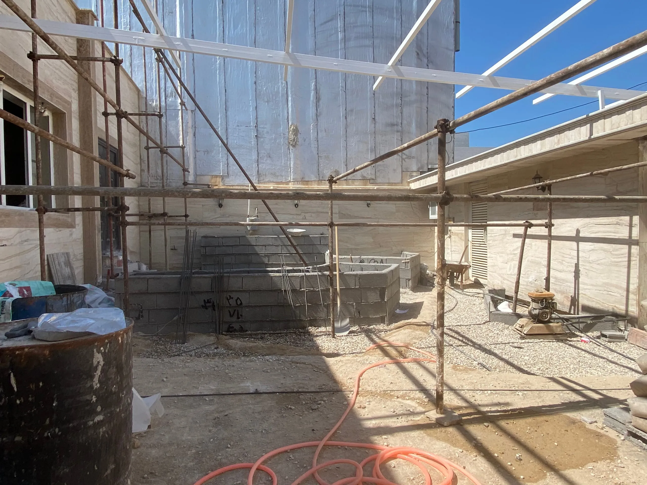 Golkhuneh Villa — Photo 23