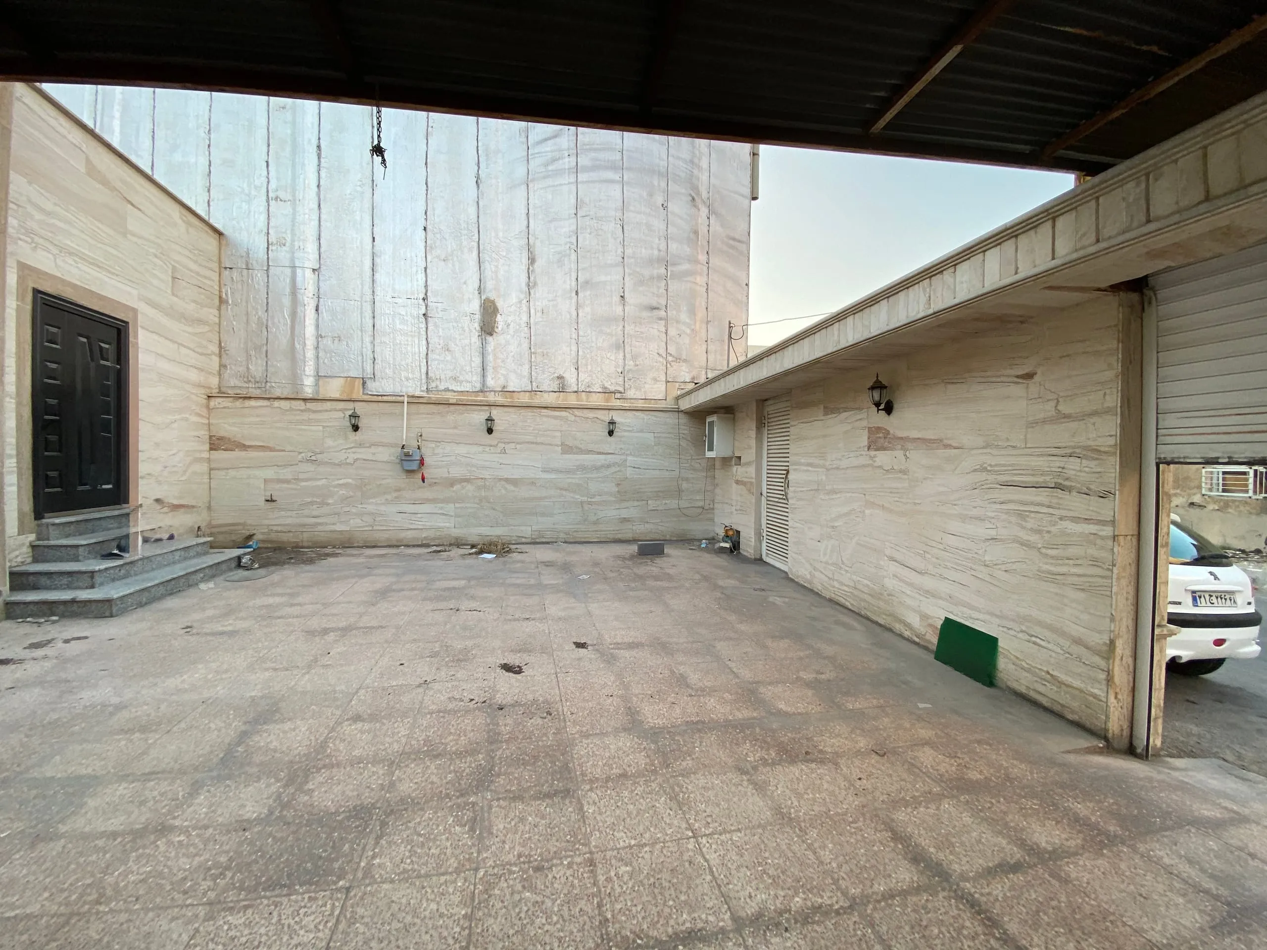 Golkhuneh Villa — Photo 25
